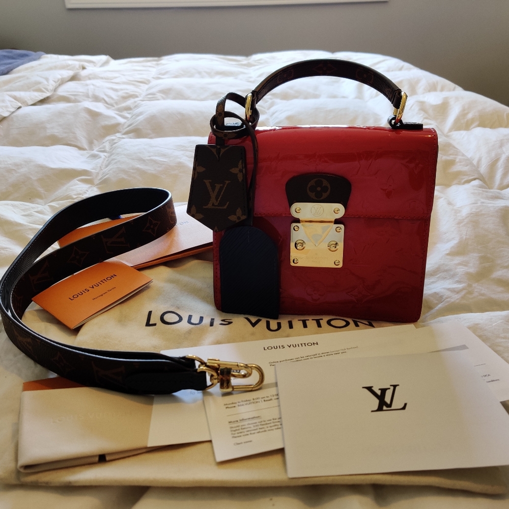 Louis Vuitton SPRING STREET